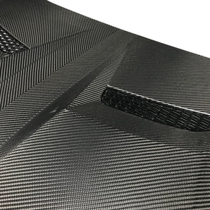 Dry Carbon Fiber Vented Hood - Lamborghini Huracan